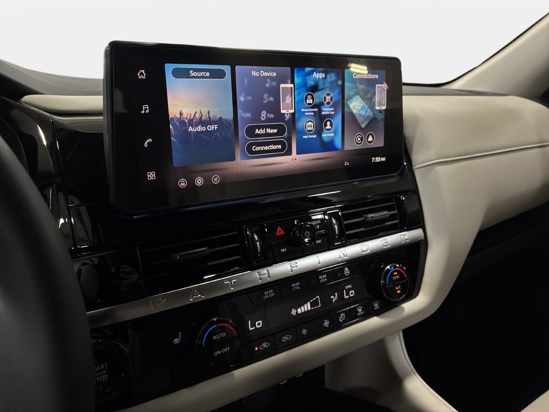 New 2026 Nissan Pathfinder SL FWD image 20