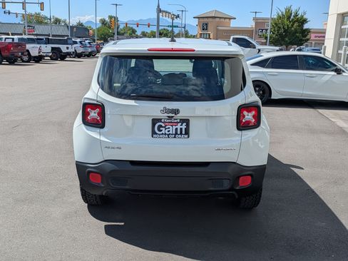 Used 2016 Jeep Renegade Sport w/ Power & Air Group AWD/4WD image 7