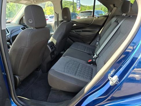 Used 2022 Chevrolet Equinox LT AWD/4WD image 11