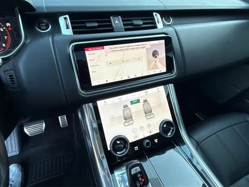 Used 2019 Land Rover Range Rover Sport Supercharged AWD/4WD image 35