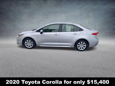 Used 2020 Toyota Corolla LE image 2