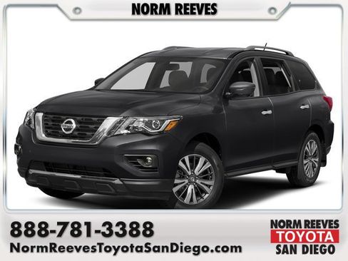Used 2017 Nissan Pathfinder SV FWD image 1