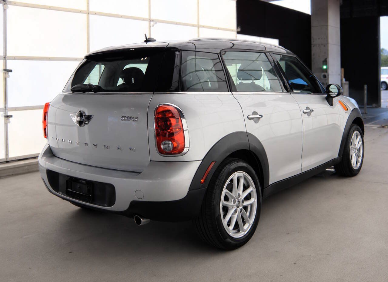Used 2016 MINI Cooper Countryman FWD image 2
