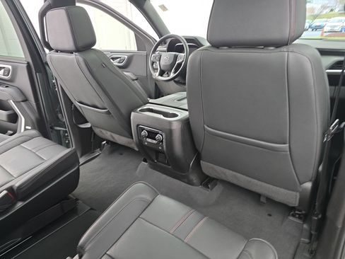 Used 2024 Chevrolet Suburban RST w/ Luxury Package image 11