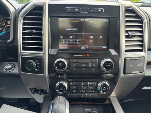Used 2015 Ford F150 Platinum w/ Equipment Group 701A Luxury AWD/4WD image 15