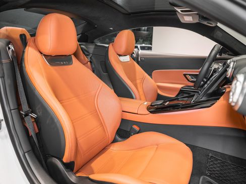 Used 2025 Mercedes-Benz AMG GT 63 image 24
