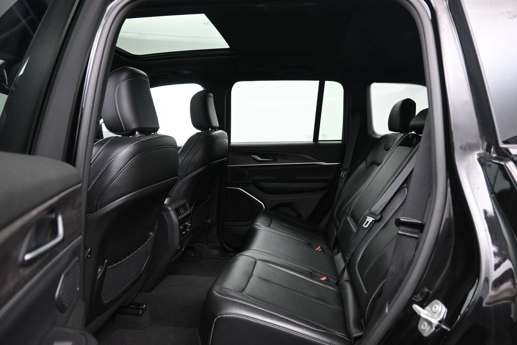 Used 2024 Jeep Grand Cherokee Limited 4xe AWD/4WD image 27