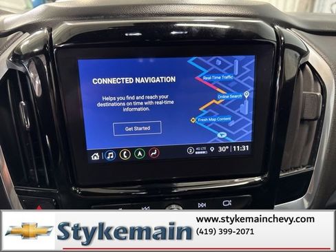 Used 2022 Chevrolet Traverse RS image 35