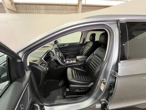 Used 2020 Ford Edge SEL image 17