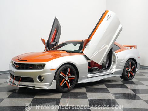 Used 2011 Chevrolet Camaro SS w/ RS Package image 22