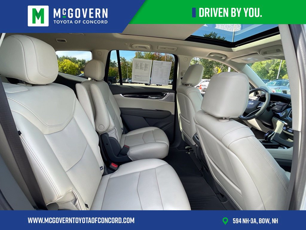 Used 2025 Cadillac XT6 Premium Luxury AWD/4WD image 34