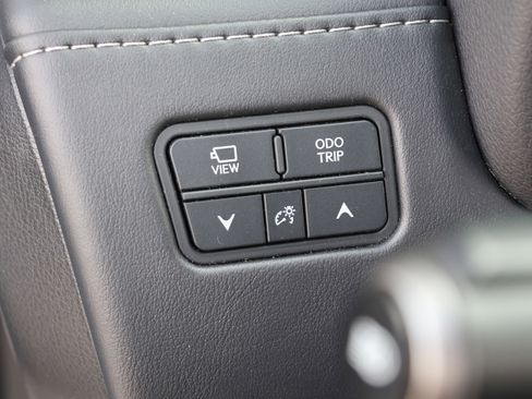 Used 2023 Lexus LX 600 F Sport image 16