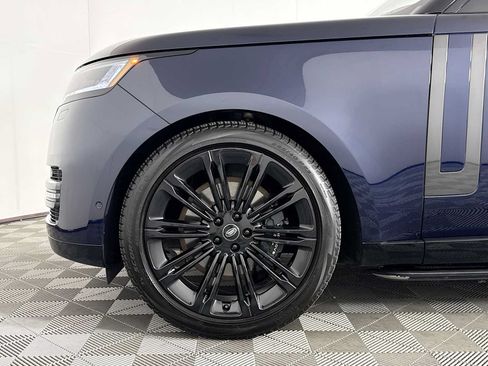 Certified 2023 Land Rover Range Rover Long Wheelbase Autobiography AWD/4WD image 31