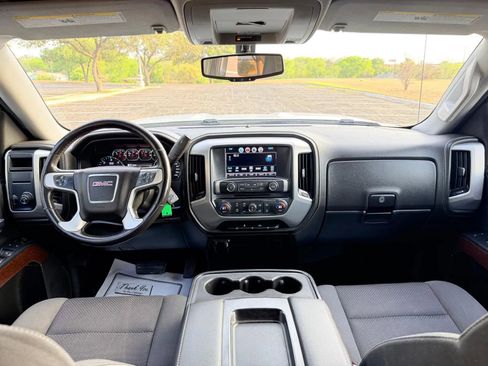 Used 2017 GMC Sierra 1500 SLE w/ SLE Value Package image 24