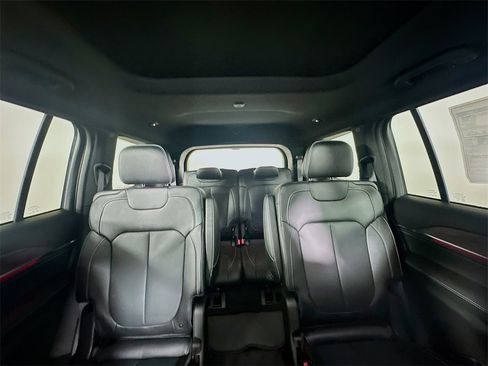 New 2025 Jeep Grand Cherokee L Overland image 10
