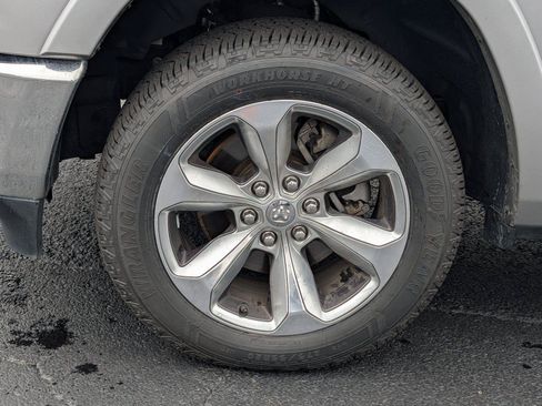 Used 2022 RAM 1500 Limited AWD/4WD image 10