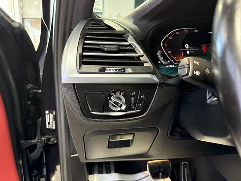 Used 2023 BMW X4 xDrive30i w/ M Sport Package image 20