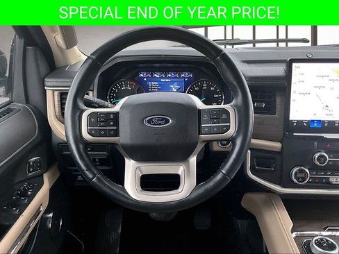 Used 2022 Ford Expedition Limited image 8