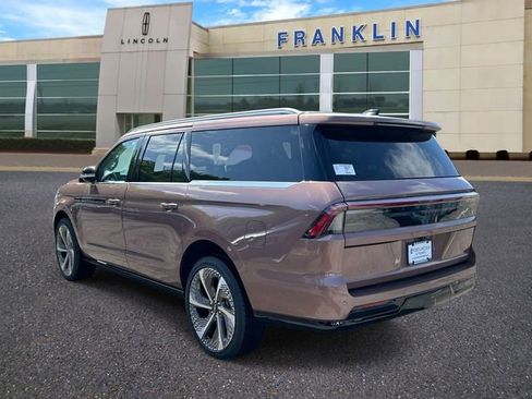 New 2026 Lincoln Navigator L Black Label AWD/4WD image 5
