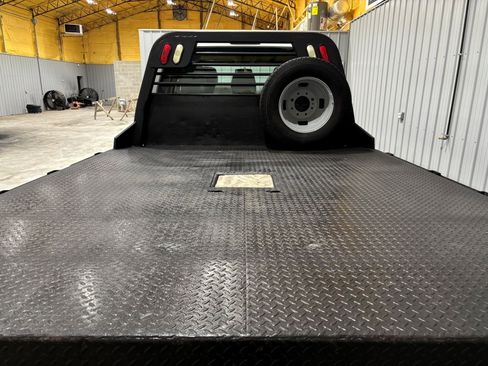 Used 2014 Ford F350 XL w/ Power Equipment Group image 22