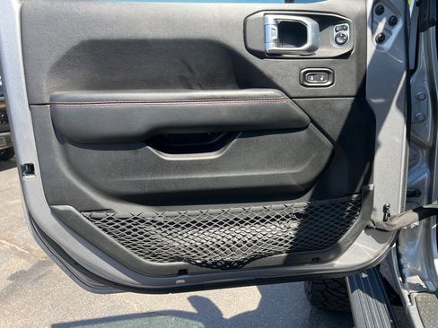 Used 2020 Jeep Gladiator Rubicon AWD/4WD image 9