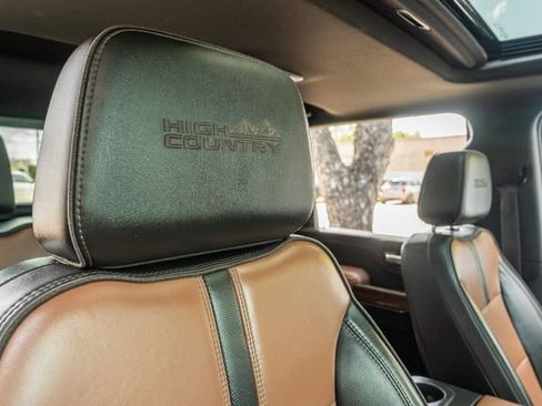 Used 2022 Chevrolet Silverado 3500 High Country image 46