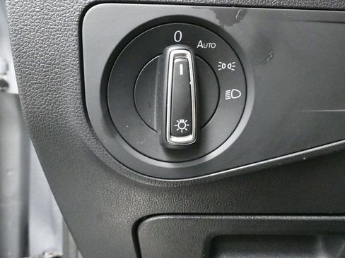 Used 2023 Volkswagen Tiguan SE R-Line image 29