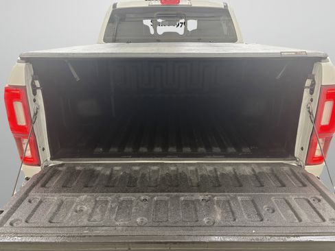 Used 2022 Ford Ranger Lariat w/ Equipment Group 501A High image 9