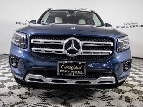 Used 2022 Mercedes-Benz GLB 250 w/ Premium Package Lite image 5