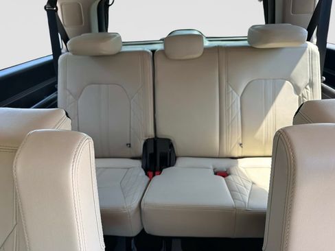 Used 2021 Ford Expedition Max Platinum AWD/4WD image 17