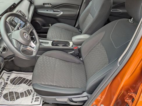 Certified 2023 Nissan Kicks SV image 25