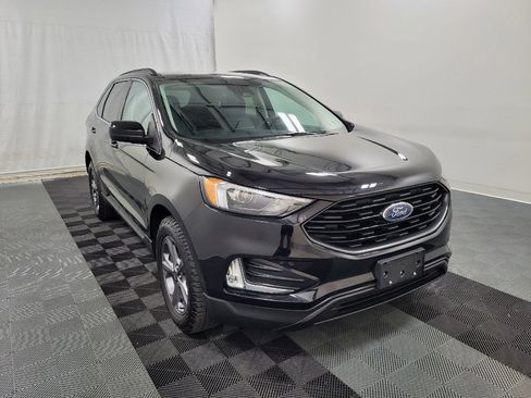 Used 2022 Ford Edge SEL w/ Sport Appearance Package AWD/4WD image 13
