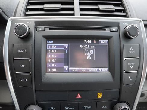 Used 2016 Toyota Camry LE image 22