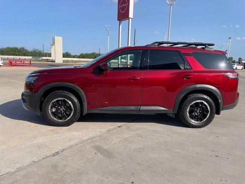 Used 2024 Nissan Pathfinder Rock Creek AWD/4WD image 4