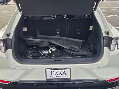 Used 2021 Ford Mustang Mach-E Premium image 17