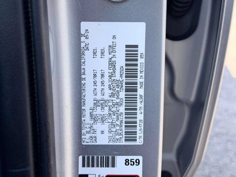 Certified 2024 Toyota Tacoma SR5 AWD/4WD image 26
