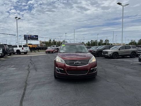 Used 2017 Chevrolet Traverse LT FWD image 7
