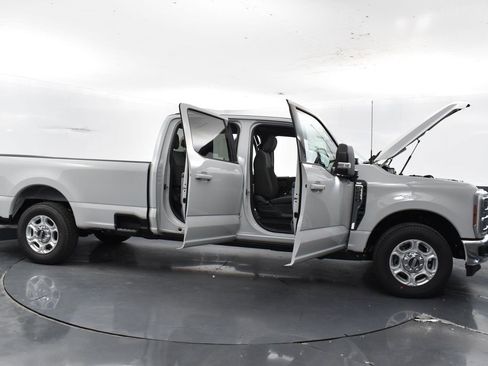 New 2026 Ford F250 XLT w/ XLT Premium Package image 42