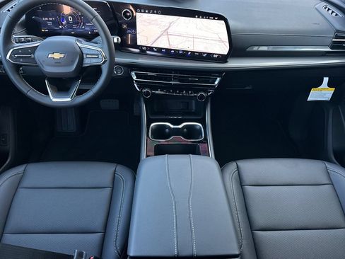 New 2026 Chevrolet Traverse LT FWD image 13