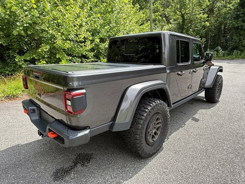 Used 2023 Jeep Gladiator Mojave w/ LED Lighting Group AWD/4WD image 6
