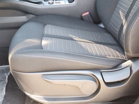 New 2026 Kia Sorento LX image 21