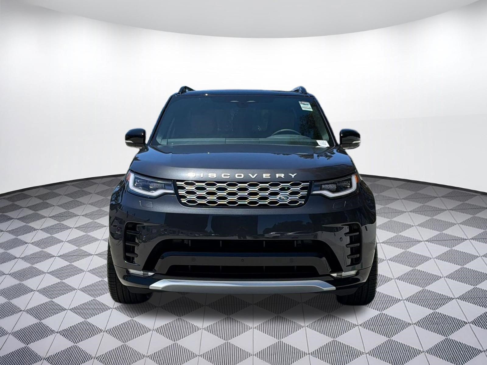 New 2026 Land Rover Discovery Limited Edition AWD/4WD image 6