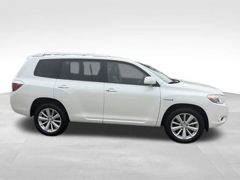 Used 2010 Toyota Highlander Limited AWD/4WD image 26