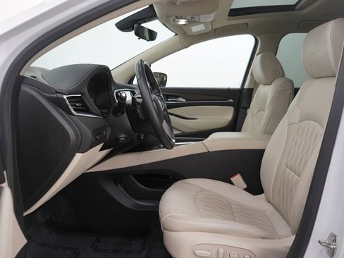 Used 2024 Buick Enclave Avenir w/ Avenir Technology Package image 21