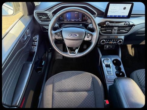 Used 2024 Ford Escape Active AWD/4WD image 18