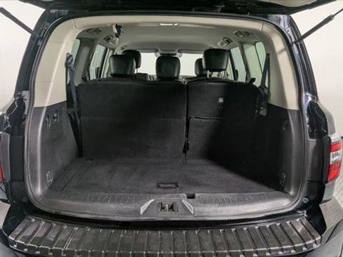 Used 2021 Nissan Armada SV image 19