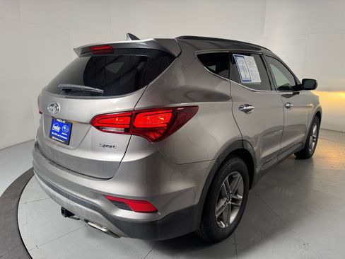 Used 2018 Hyundai Santa Fe Sport w/ 2.4L Value Package 02 FWD image 5