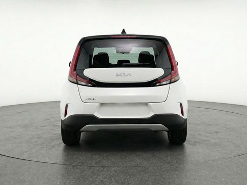 Used 2025 Kia Soul LX w/ LX Technology Package image 6