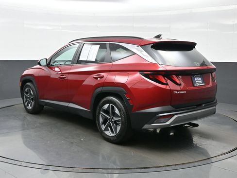 Certified 2025 Hyundai Tucson SEL FWD image 4