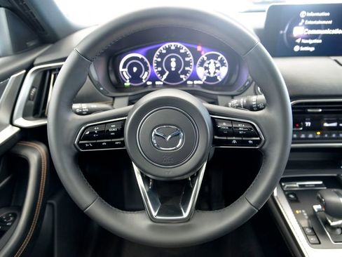 Used 2025 MAZDA CX-90 Plug-In Hybrid w/ Premium Plus image 18